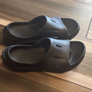 Hoka Women's Black Slide Sandals - Cushioned Slip-On Sandals